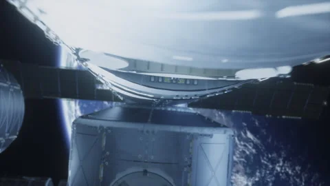 A large space station with residential modules in orbit of an inhabited plane Video stock 283160095
