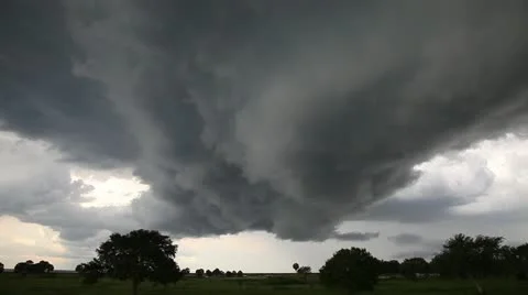 Large Stationary Thunderstorm Wall Cloud In Florida - 30p Vidéo 20438047