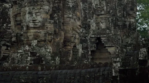 Large Stone Faces On The Towers At The Bayon Temple. Cambodia 库存影片 134587009