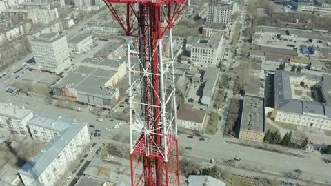 Large telecommunications tower, a view from the bottom to the top with cell Video stock 165348854