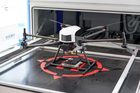 Large UAVs and take-off platforms for industrial purposes Foto stock
