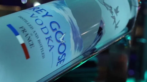 Large Vodka bottle 库存影片 75737703