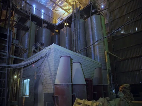 A large warehouse in the modern factory. Video stock 79060929