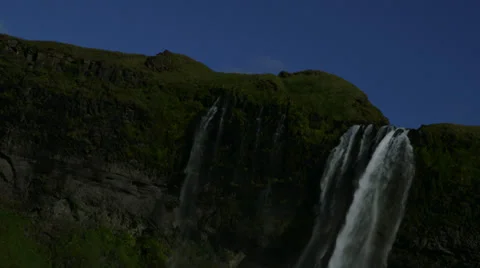 A large Waterfall on Iceland Video stock 38031186