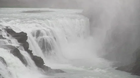 Large waterfalls static camera Видео 57513967