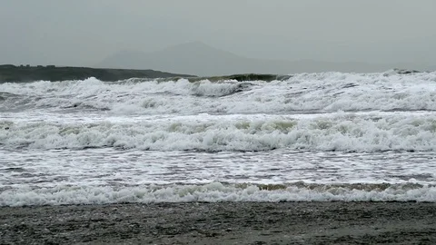 Large winter storm in the UK in slow motion Video stock 72479917