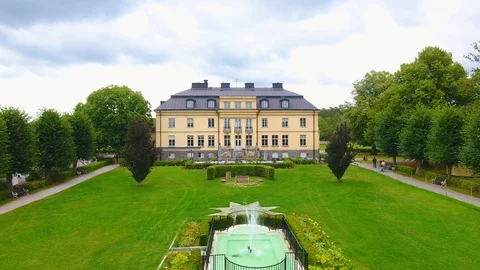 Largest castle in Stockholm nice view and green drone film Stock Footage 129866630