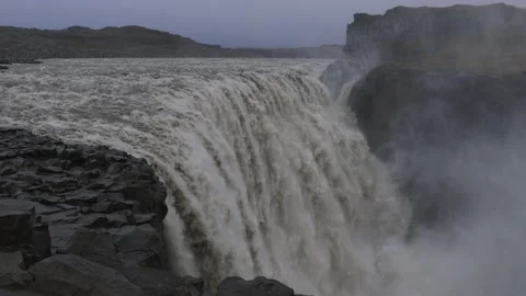The largest, mighty and beautiful waterfall in Iceland, Dettifoss Vidéo 227904954