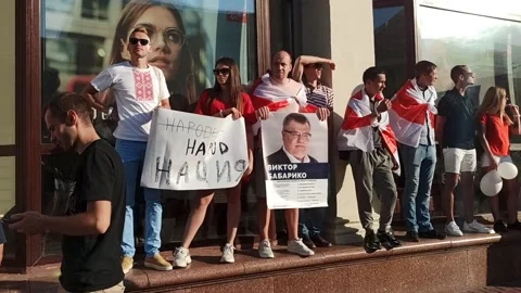 The largest opposition protest in Minsk. Vídeos de archivo 137662225