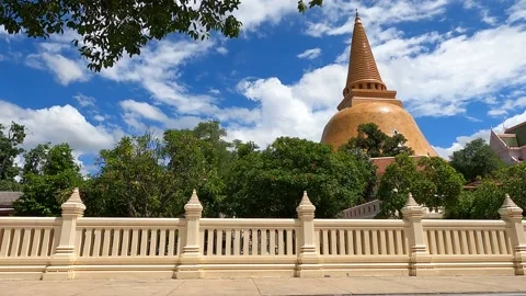 The largest stupa in Thailand name "Phra Pathom Chedi" Stock Footage 157486328