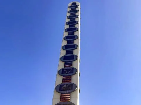 The largest thermometer in the world located at the gate of Death Valley. Stock Photos