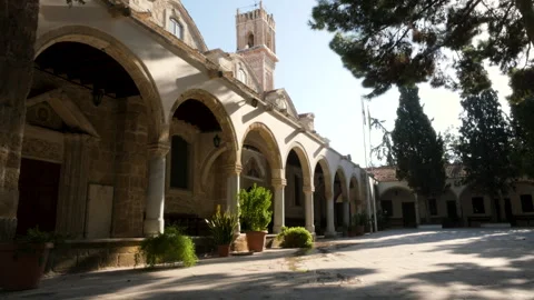 Larnaca, Cyprus, 2026,9th july, facade Holy Church of Panagia Chrusopolitissa Vídeos de archivo 346602204