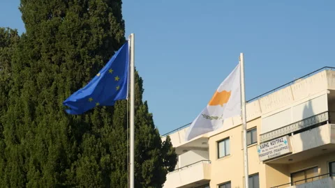 Larnaca, Cyprus, 2026,9th july, flags of the European Community and Cyprus Vídeos de archivo 346603851
