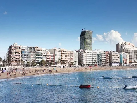 Las Canteras Beach in Las Palmas de Gran Canaria Stock Footage 73351882