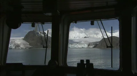 Las Palmas ship sailing (inside) Beagle channel 2 Video stock 793404