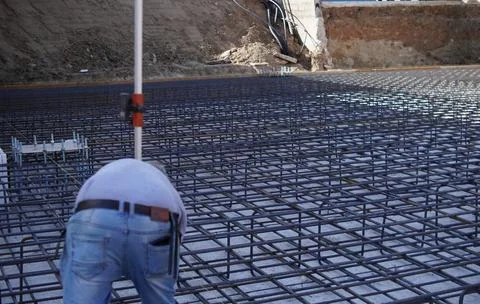 The laser construction level is designed for marking and leveling surfaces. 스톡 사진