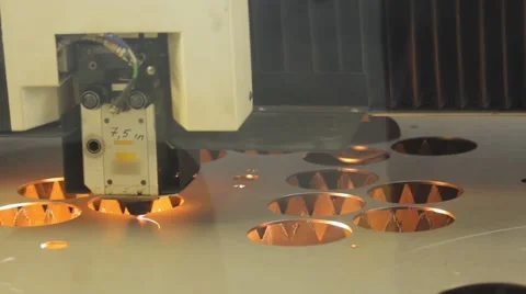 Laser cutting Video stock 62811998