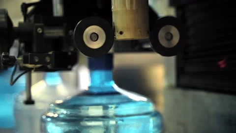 Laser printing of the bottling date on a batch of purified drinking water Vidéo 149603388