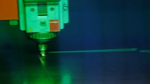 The laser quickly cuts metal Video stock 124992655