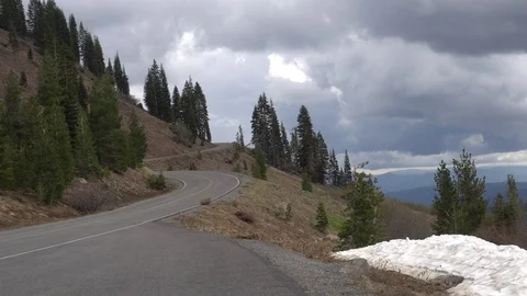 Lassen Volcanic Highway Vídeos de archivo 90502330