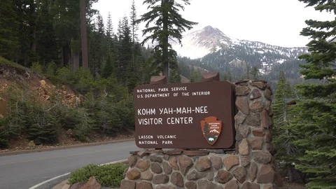 Lassen Volcanic Kohm-Yah-Mah-Nee Sign 스톡 동영상 90535182