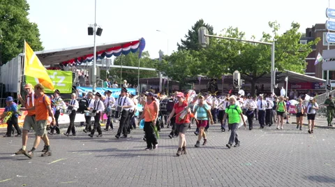 Last day of the 100th Four Days Marches at Nijmegen, Netherlands 22 July Vídeos de archivo 66414828