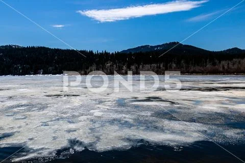 Last gasp of winter on Beauvais Lake Provincial Park, Alberta, Canada Stock Photos
