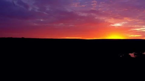 The last light of sunset over the African bush Stock-Footage 345521049