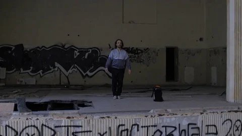 The last man on earth dancing ballet Видео 73337392