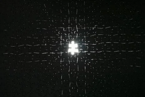 Last Missing Puzzle Piece Illuminated Иллюстрация