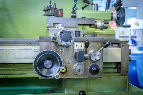 Lathe handle machine workshop, old production handle turning machine Stock-Fotos