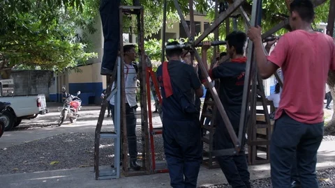 Latin students making ferris wheel in Guatemalan college Stock Footage 115922032