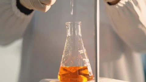 Latoratory exam 库存影片 92498608