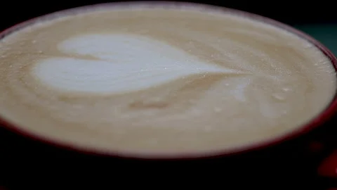 Latte 360 turn close up 스톡 동영상 170117353