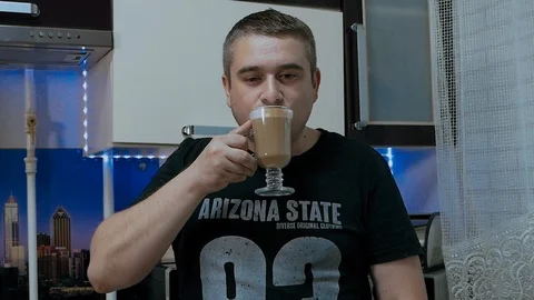 Latte Macchiato! Stock Footage 112077153