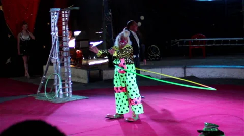 Laugh clown in the circus Vídeos de archivo 64526150