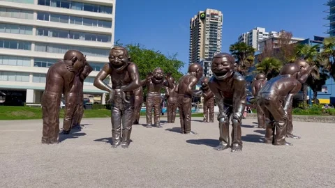 The laughing statue Video stock 241377211