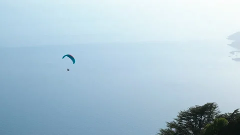 Launch into air with parasail. Stock Footage 238406917