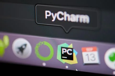 Launch PyCharm app 库存照片