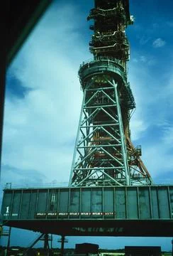 Launch umbilical tower looming over platform at kennedy space center, cape .. Stock Photos
