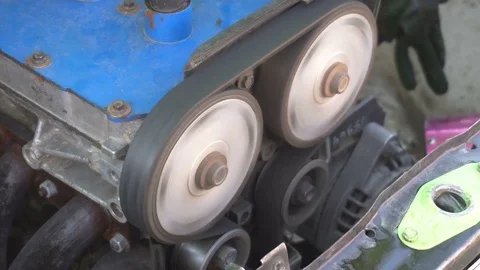 Launched a working car engine Stock-Footage 79190361