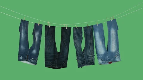 Laundry Drying on green screen Stock-Footage 52185188