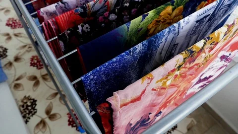 Laundry drying rack and clothes drying, Vídeo Stock 107047558