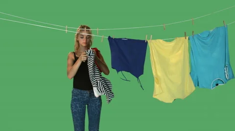Laundry on green screen Vidéo 57516789