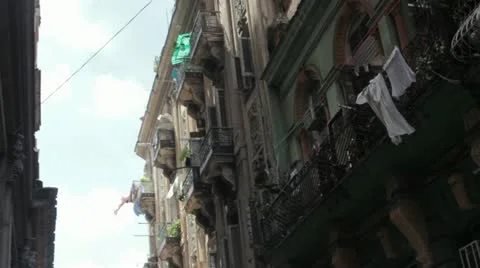 Laundry in old Havana 库存影片 21930016