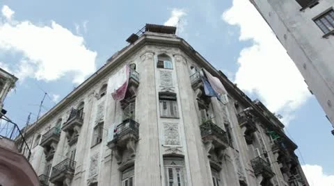 Laundry in old Havana Video stock 21930107