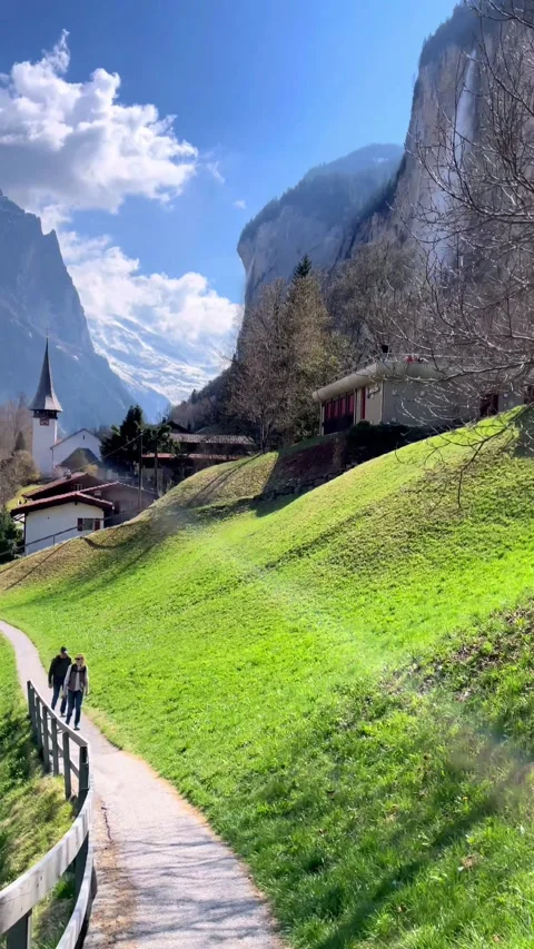 Lauterbrunnen valley. Vidéo 209753926