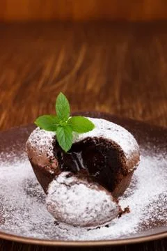 Lava cake with mint Stock-Fotos