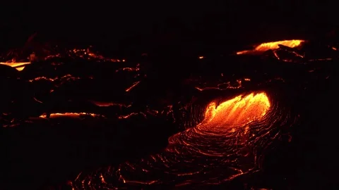 Lava flow close up 1 Night Glowing Hot flow from Kilauea Active Volcano Puu Oo 스톡 동영상 81756008