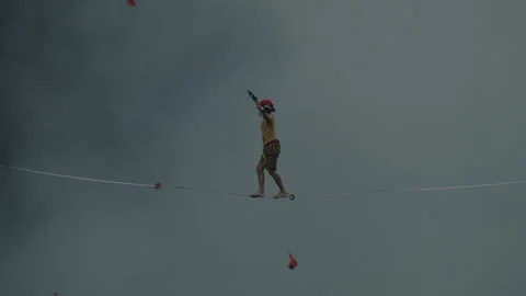 Lava Slackline 스톡 동영상 276660642